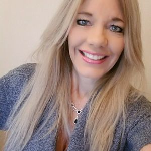 Meet your Posher, Edie